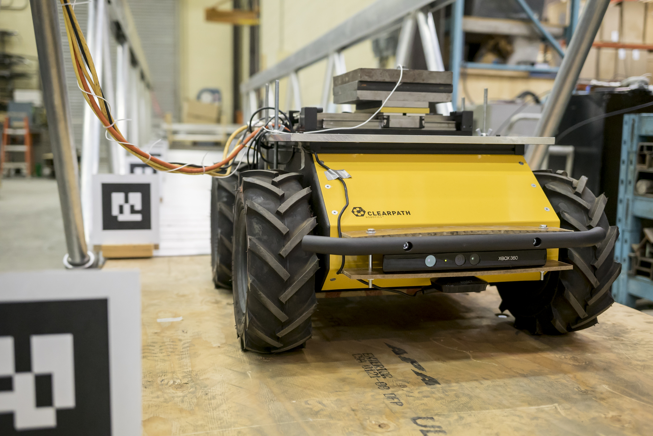 Husky UGV Bridge Damping Control System
