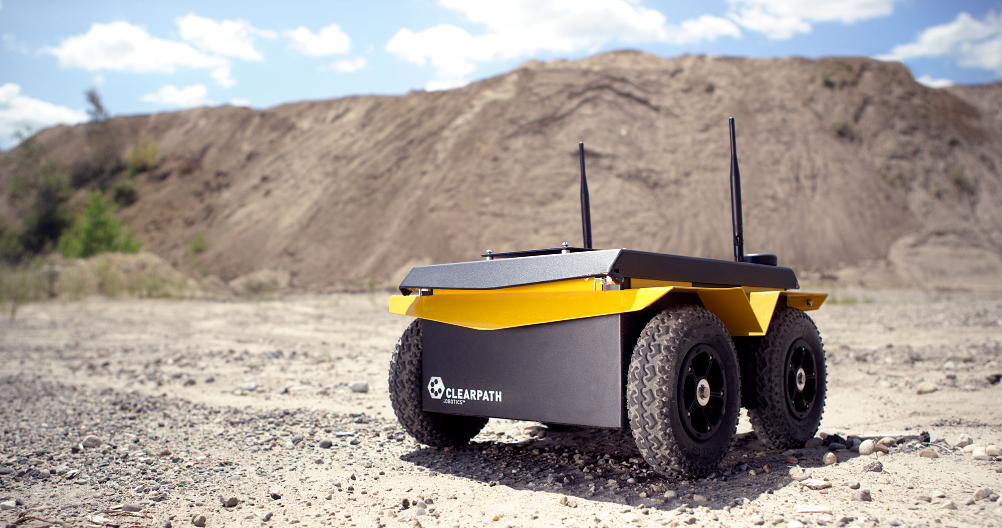 Jackal UGV Small Weatherproof Robot Clearpath